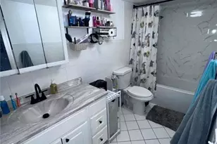 6930 Miami Gardens Dr, Hialeah, FL 33015 - Photo 19