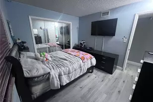 6930 Miami Gardens Dr, Hialeah, FL 33015 - Photo 23