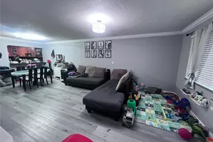 6930 Miami Gardens Dr, Hialeah, FL 33015 - Photo 9