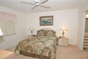 10682 Gulf Shore Dr, Naples, FL 34108 - Photo 7