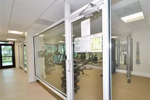 10851 Gulf Shore Dr, Naples, FL 34108 - Photo 23