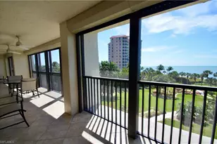 10851 Gulf Shore Dr, Naples, FL 34108 - Photo 21