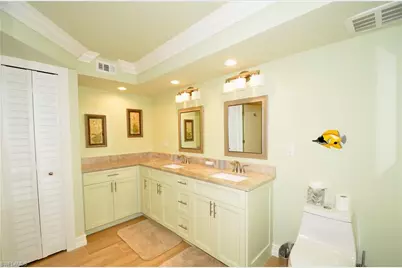 10851 Gulf Shore Dr #303, Naples, FL 34108 - Photo 15