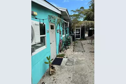 3048 Lunar St, Naples, FL 34112 - Photo 17