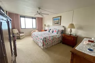 10851 Gulf Shore Dr, Naples, FL 34108 - Photo 9