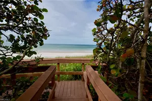 10851 Gulf Shore Dr, Naples, FL 34108 - Photo 27