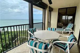 10851 Gulf Shore Dr, Naples, FL 34108 - Photo 17