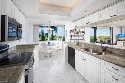 5550 Heron Point Dr W #305, Naples, FL 34108 - Photo 3