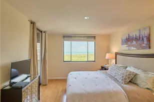 17 Bluebill Ave, Naples, FL 34108 - Photo 15