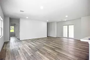 912 Anthony St E, Lehigh Acres, FL 33974 - Photo 3