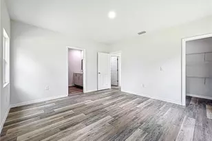 912 Anthony St E, Lehigh Acres, FL 33974 - Photo 9