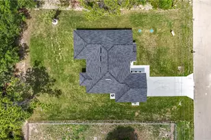 912 Anthony St E, Lehigh Acres, FL 33974 - Photo 25