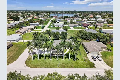 305 SE 16th Pl, Cape Coral, FL 33990 - Photo 33