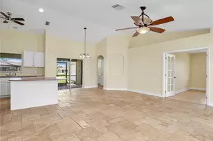 305 SE 16th Pl, Cape Coral, FL 33990 - Photo 7