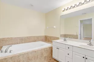 305 SE 16th Pl, Cape Coral, FL 33990 - Photo 17