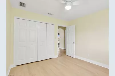 305 SE 16th Pl, Cape Coral, FL 33990 - Photo 25