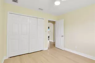 305 SE 16th Pl, Cape Coral, FL 33990 - Photo 25