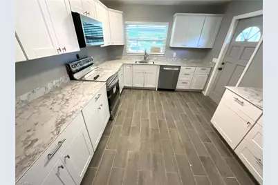 169 Riverview Rd, Fort Myers, FL 33905 - Photo 5