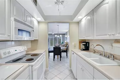 1300 Gulf Shore Blvd N #410, Naples, FL 34102 - Photo 11