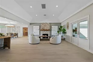 440 Kingstown Dr, Naples, FL 34102 - Photo 9