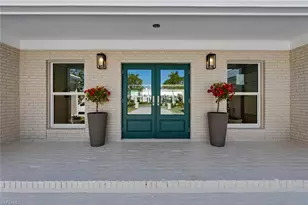 440 Kingstown Dr, Naples, FL 34102 - Photo 7