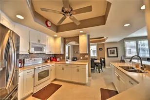 2090 W First St, Fort Myers, FL 33901 - Photo 9