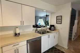 15009 Cloverdale Dr, Fort Myers, FL 33919 - Photo 7