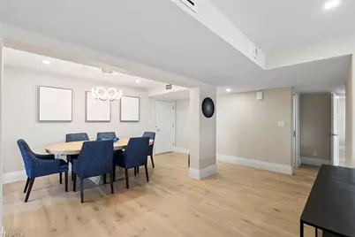 3410 Gulf Shore Blvd N #403, Naples, FL 34103 - Photo 5
