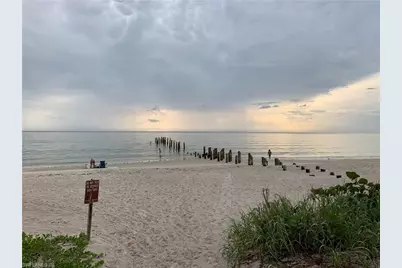 14827 Edgewater Cir, Naples, FL 34114 - Photo 27