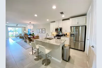 14827 Edgewater Cir, Naples, FL 34114 - Photo 11