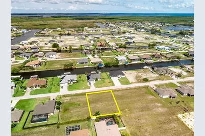 1431 NW 38th Pl, Cape Coral, FL 33993 - Photo 1