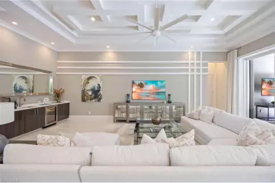 6818 Mangrove Ave, Naples, FL 34109 - Photo 7