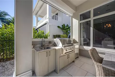 6818 Mangrove Ave, Naples, FL 34109 - Photo 39