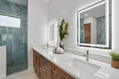 3220 NW 21st St, Cape Coral, FL 33993 - Photo 9