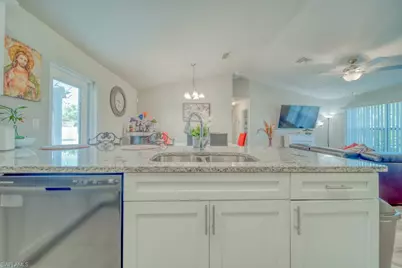 520 Wilmington Pkwy, Cape Coral, FL 33993 - Photo 17