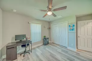 520 Wilmington Pkwy, Cape Coral, FL 33993 - Photo 31