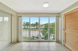 1051 Foxfire Ln, Naples, FL 34104 - Photo 15