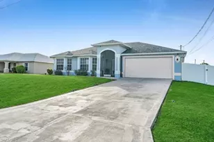 3024 NE 2nd Ave, Cape Coral, FL 33909 - Photo 21