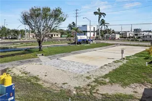 19281 San Carlos Blvd, Fort Myers Beach, FL 33931 - Photo 5