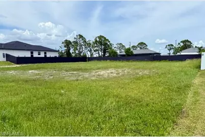 1111 NW 19th Pl, Cape Coral, FL 33993 - Photo 1