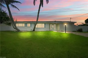 32 Fairview Blvd, Fort Myers Beach, FL 33931 - Photo 1