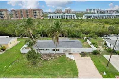 32 Fairview Blvd, Fort Myers Beach, FL 33931 - Photo 37