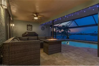 30 SE 10th Ave, Cape Coral, FL 33990 - Photo 5