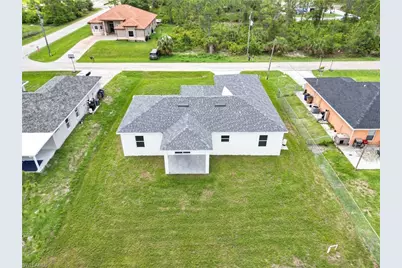3202 41st St W, Lehigh Acres, FL 33971 - Photo 7