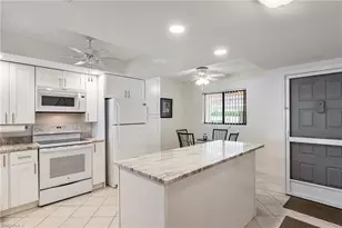 4719 SE 17th Pl, Cape Coral, FL 33904 - Photo 7