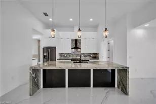 427 SW 21st Terrace, Cape Coral, FL 33991 - Photo 9