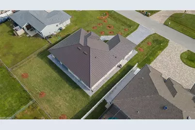 427 SW 21st Ter, Cape Coral, FL 33991 - Photo 43