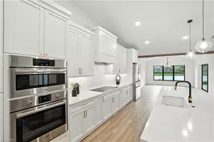 11594 Night Heron Dr, Naples, FL 34119 - Photo 7