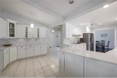 1528 SW 52nd Ln, Cape Coral, FL 33914 - Photo 7