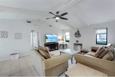 1528 SW 52nd Ln, Cape Coral, FL 33914 - Photo 11